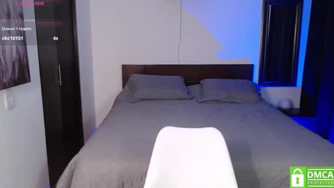 Snapshot of yoshy_man chatting on 10/25/25, 03:47 yoshy_man online show from 10/25/25, 03:47