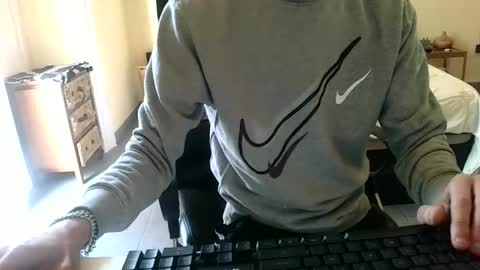 Snapshot of yosoyplex91 chatting on 02/26/25, 02:46 AlexBlack online show from 02/26/25, 02:46