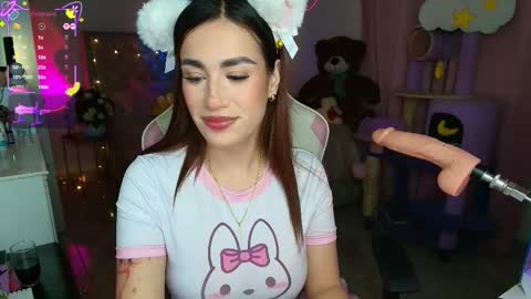 Snapshot of you_angel__ chatting on 12/20/25, 12:51 Ana online show from 12/20/25, 12:51