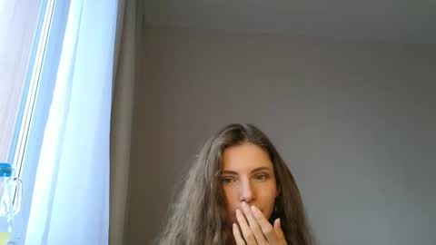 Snapshot of you_desire chatting on 04/06/26, 09:32 Liliya online show from 04/06/26, 09:32