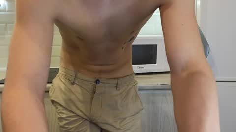 Snapshot of you_dream_ chatting on 12/09/24, 09:17 you_dream_ online show from 12/09/24, 09:17