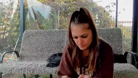 Snapshot of you_love_melisa chatting on 10/23/25, 07:07 private on 18 per minute start private 500 tokensOnlyfans online show from 10/23/25, 07:07