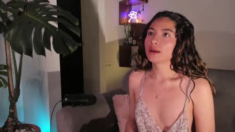 Mar  online show from 02/18/25, 02:38