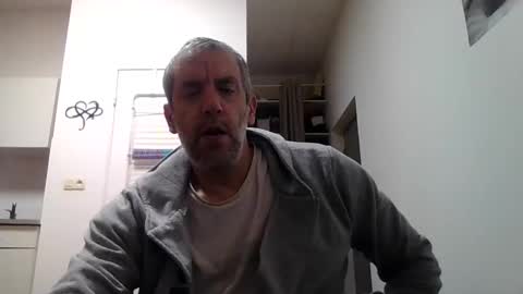 Snapshot of youdeservit chatting on 03/11/25, 03:05 CrayZio online show from 03/11/25, 03:05