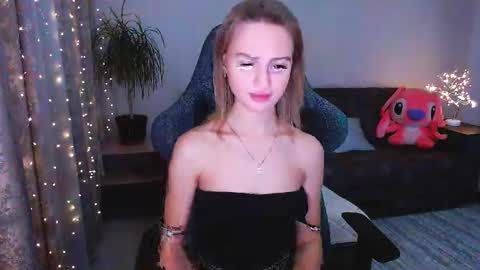 Bella online show from 01/15/25, 02:35