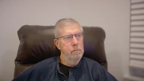 Colorado Guy Straight online show from 11/28/25, 01:03