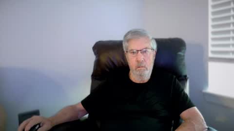 Snapshot of yougogirl_3 chatting on 07/03/26, 12:11 Colorado Guy Straight online show from 07/03/26, 12:11