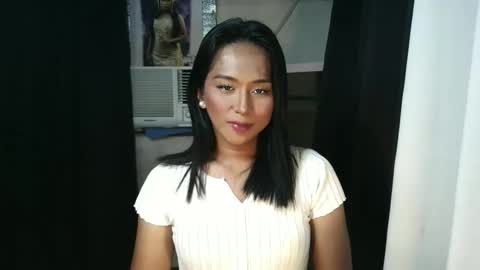 Snapshot of yougot_yanie chatting on 11/03/25, 03:19 Yanie online show from 11/03/25, 03:19