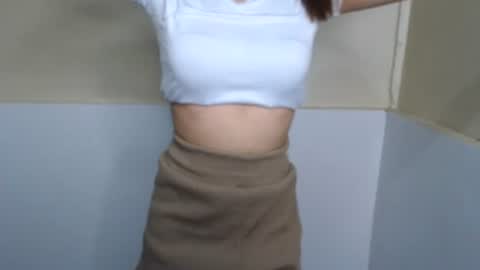 Snapshot of yougotmiya69 chatting on 06/22/26, 05:32 Miyaa3 online show from 06/22/26, 05:32