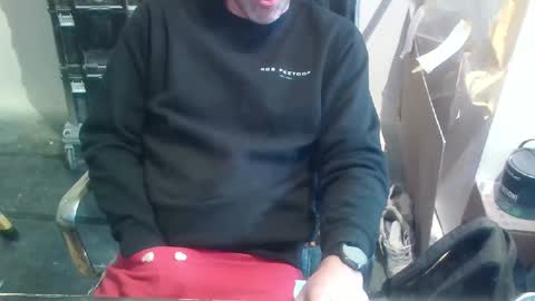 Snapshot of youmepleasure chatting on 12/02/24, 11:34 Playtime online show from 12/02/24, 11:34