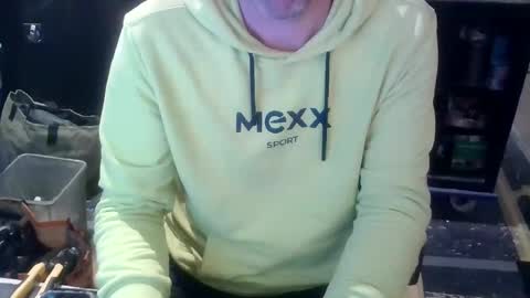 Snapshot of youmepleasure chatting on 01/04/25, 04:12 Playtime online show from 01/04/25, 04:12