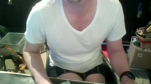 Snapshot of youmepleasure chatting on 02/11/25, 08:15 Playtime online show from 02/11/25, 08:15