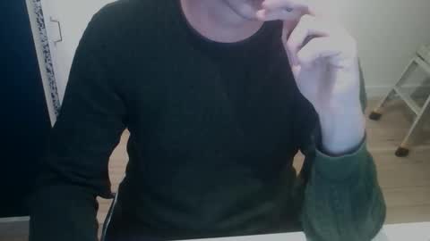 Snapshot of youmepleasure chatting on 02/08/26, 03:32 Playtime online show from 02/08/26, 03:32