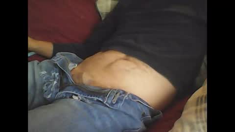 Snapshot of youneverknowimight2 chatting on 01/01/25, 04:29 kindahorny online show from 01/01/25, 04:29