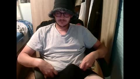 A... online show from 05/17/26, 05:53