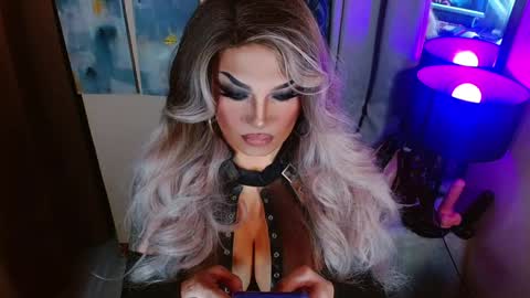 QUEEN MADISON  online show from 06/02/26, 04:53