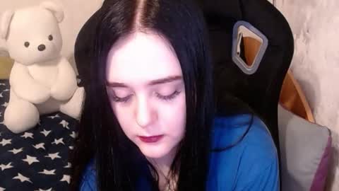 your_8a8y online show from 12/17/24, 12:33