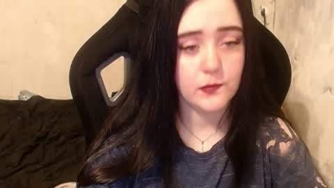 your_8a8y online show from 12/23/24, 10:32