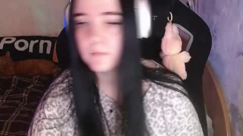 your_8a8y online show from 11/25/25, 06:57