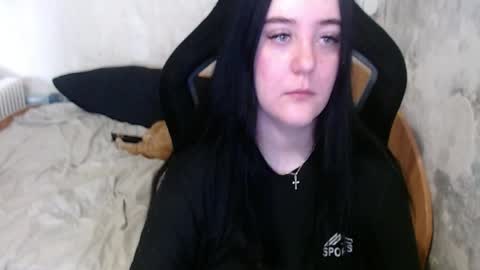 Snapshot of your_8a8y chatting on 04/20/26, 11:02 your_8a8y online show from 04/20/26, 11:02