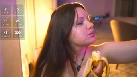 Julia Please Thumbs up me   online show from 05/16/26, 06:43