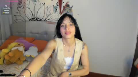 Snapshot of your_beck chatting on 09/30/25, 05:01 mia3 online show from 09/30/25, 05:01