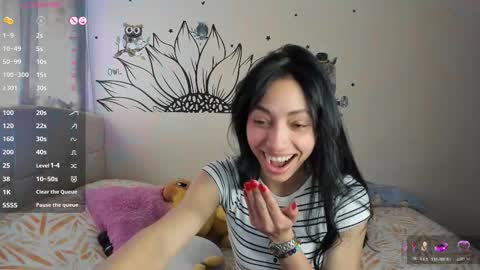 Snapshot of your_beck chatting on 11/13/25, 03:33 mia3 online show from 11/13/25, 03:33