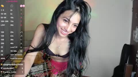 Snapshot of your_beck chatting on 12/15/25, 07:34 mia3 online show from 12/15/25, 07:34