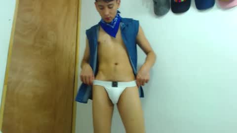 Snapshot of your_boy_hot chatting on 04/26/26, 11:46 your boy online show from 04/26/26, 11:46