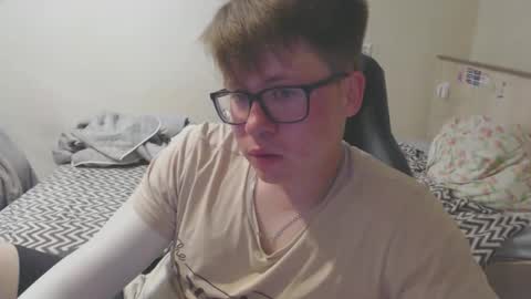 Max online show from 05/06/26, 02:55