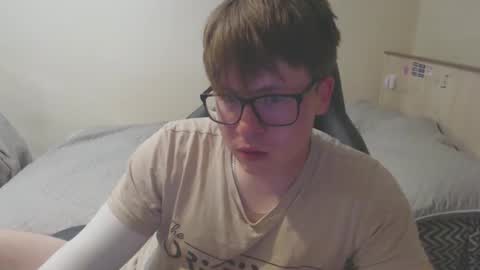 Max online show from 06/02/26, 03:03