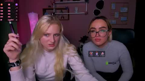 your bunny12 online show from 11/17/25, 02:56