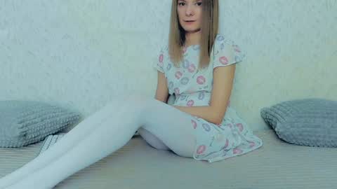 Lily online show from 01/23/25, 12:09