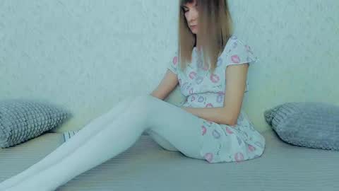 Lily online show from 02/24/25, 05:22