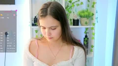 Julia Next stream  online show from 02/18/26, 05:31