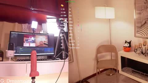 Isabella online show from 10/31/25, 03:18