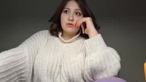 Snapshot of your_dream_04 chatting on 02/28/25, 10:41 Erica online show from 02/28/25, 10:41