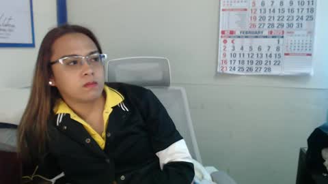 Snapshot of your_dreamgirlxxx69 chatting on 02/05/25, 12:10 your_dreamgirlxxx69 online show from 02/05/25, 12:10