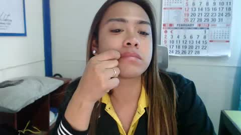 Snapshot of your_dreamgirlxxx69 chatting on 02/05/25, 06:13 your_dreamgirlxxx69 online show from 02/05/25, 06:13