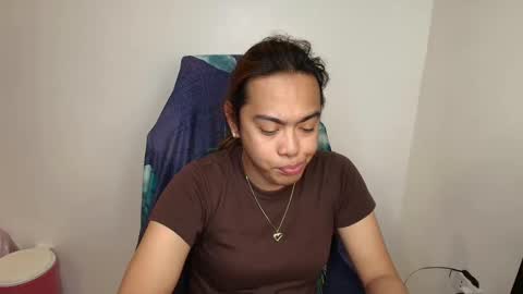 Snapshot of your_dreamgirlxxx69 chatting on 03/27/26, 09:21 your_dreamgirlxxx69 online show from 03/27/26, 09:21