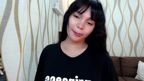 Snapshot of your_fantastic_chinnie chatting on 10/22/25, 06:18 chinnie online show from 10/22/25, 06:18