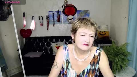 your_fox10 online show from 10/23/25, 05:44