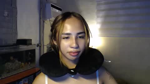 Snapshot of your_girl_cessxoxo chatting on 05/26/26, 07:15 your_girl_cessxoxo online show from 05/26/26, 07:15