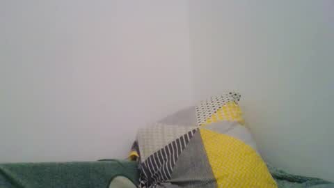 Snapshot of your_honeyy chatting on 11/11/25, 08:58 Mark online show from 11/11/25, 08:58