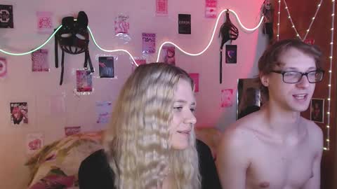 Your Horny Friends online show from 09/16/25, 01:12