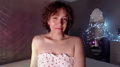 Snapshot of your_hot_ex chatting on 06/18/26, 11:09 Alex and Kris long hair online show from 06/18/26, 11:09