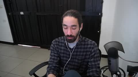 Snapshot of your_ice_cream chatting on 12/14/24, 03:25 Siebel. online show from 12/14/24, 03:25