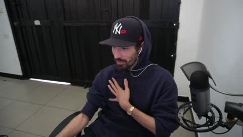 Snapshot of your_ice_cream chatting on 12/22/24, 05:42 Siebel. online show from 12/22/24, 05:42