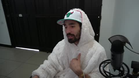 Snapshot of your_ice_cream chatting on 12/31/24, 04:46 Siebel. online show from 12/31/24, 04:46