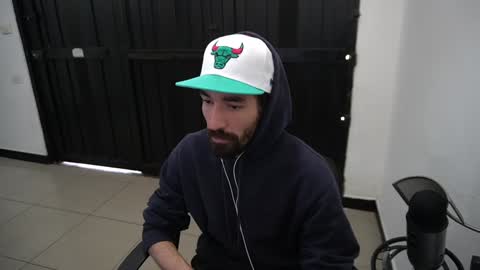 Snapshot of your_ice_cream chatting on 01/15/25, 05:37 Siebel. online show from 01/15/25, 05:37